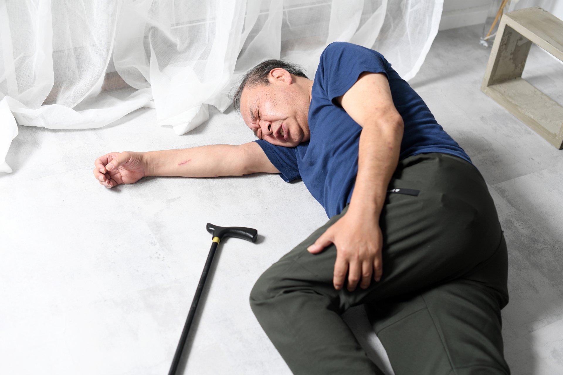 高齢者の転倒は“予防できる”｜今日からできる高齢者の転倒予防10の実践ポイント